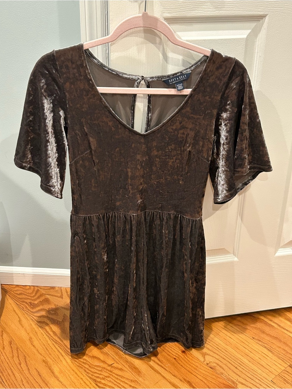 Soft & Sexy by American Eagle Crushed Green Velvet Short Sleeve Romper Size S